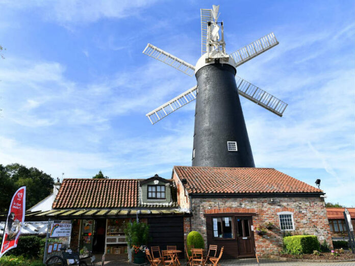 waltham windmill grimsby
