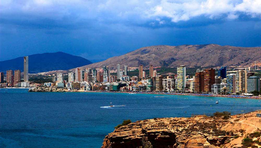 62% of Brits in Favour of More Countries Adopting Vaccination Passports spain entry rules