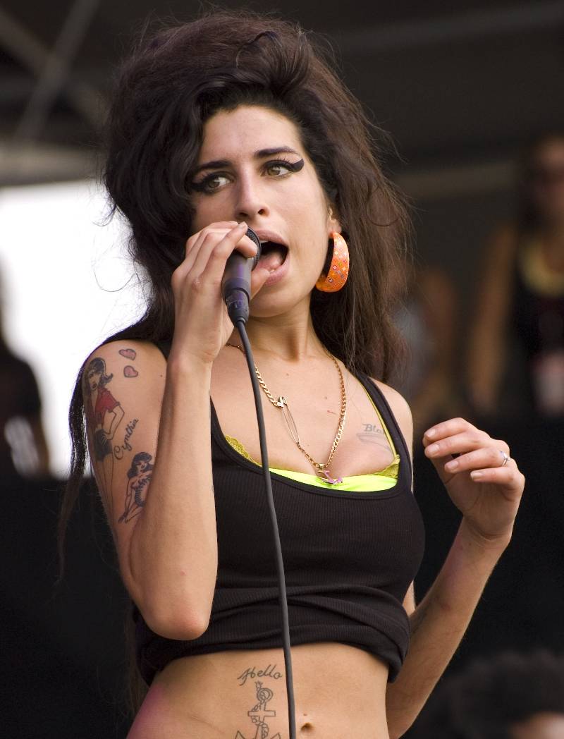 amy winehouse dad angry