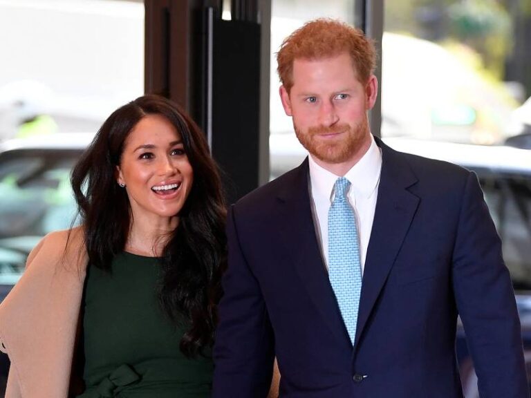 Canadian Vogue Talk About Prince Harry and Meghan Markle Leaving The UK Canadian Vogue Talk About Prince Harry and Meghan Markle Leaving The UK