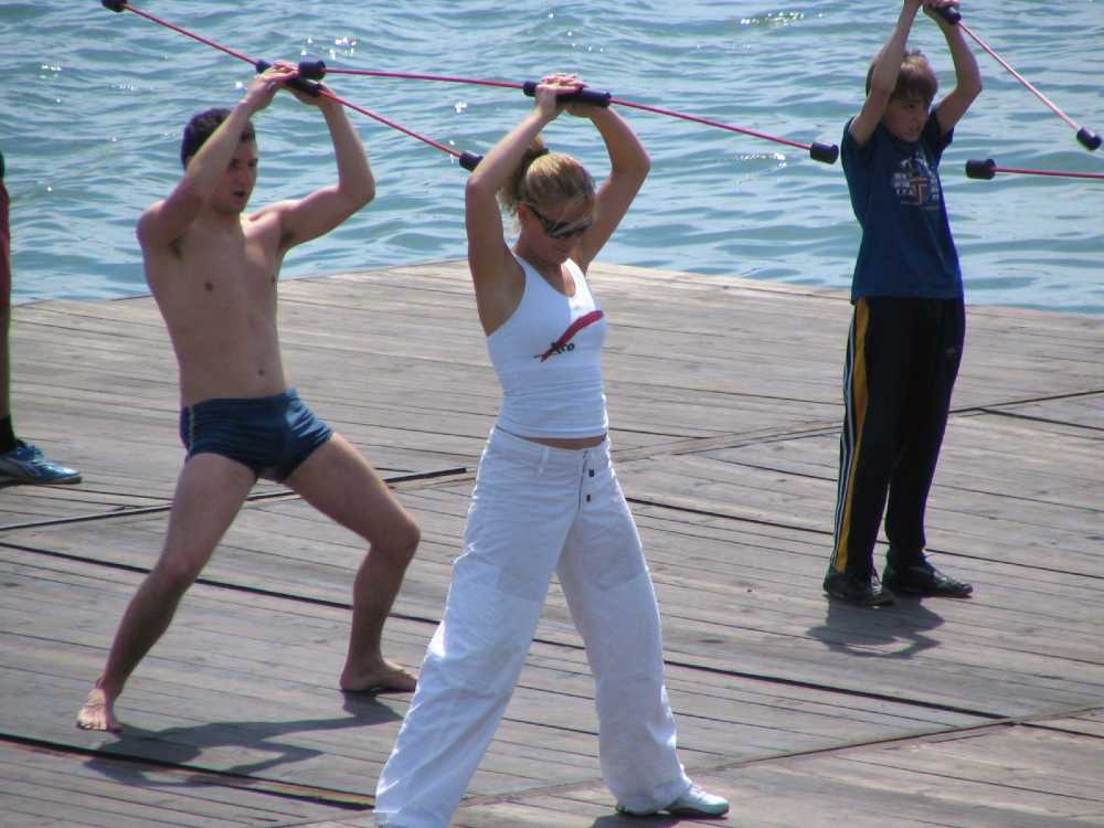 How to Stay Happy and Healthy as You Age how to stay healthy for women