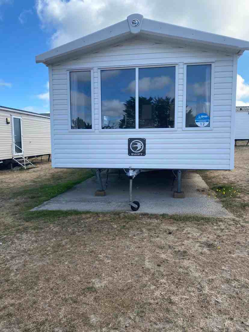 static caravan buying advice