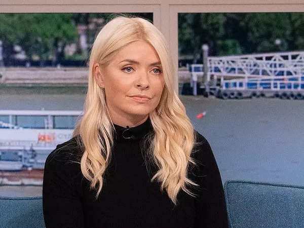 This morning holly willoughby reputation hits rock bottom