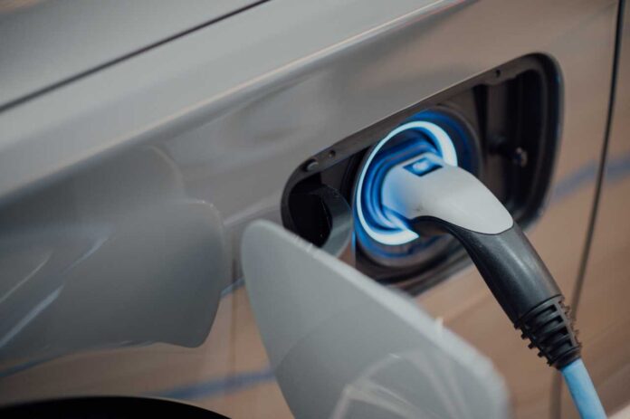 how much to charge an electric car